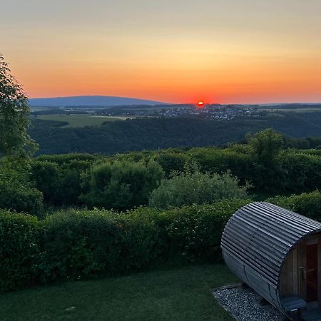 Hunsrueck Valley View Apartment With Cedar Sauna Bruschied 外观 照片