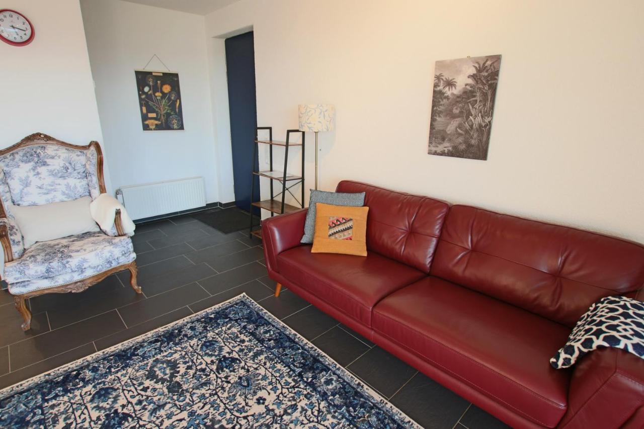 Hunsrueck Valley View Apartment With Cedar Sauna Bruschied 外观 照片