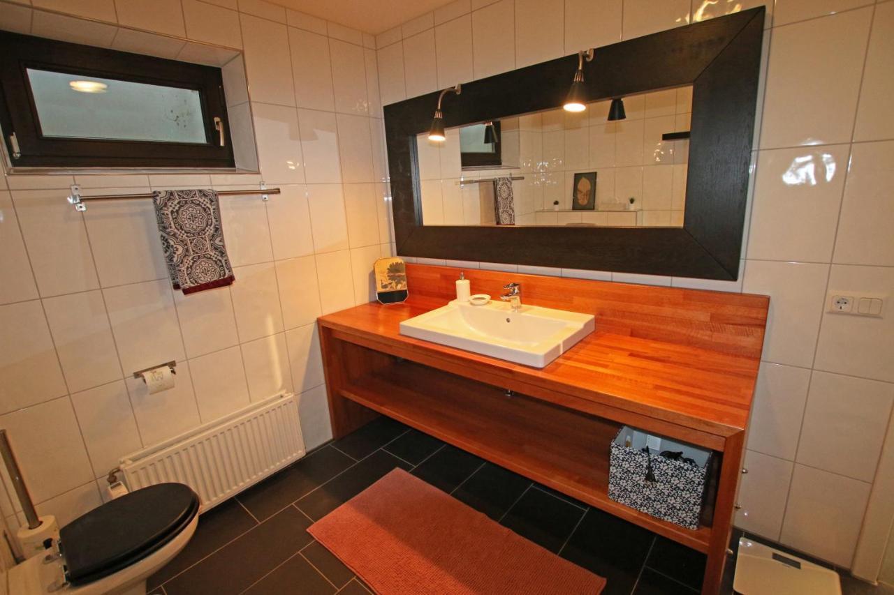 Hunsrueck Valley View Apartment With Cedar Sauna Bruschied 外观 照片