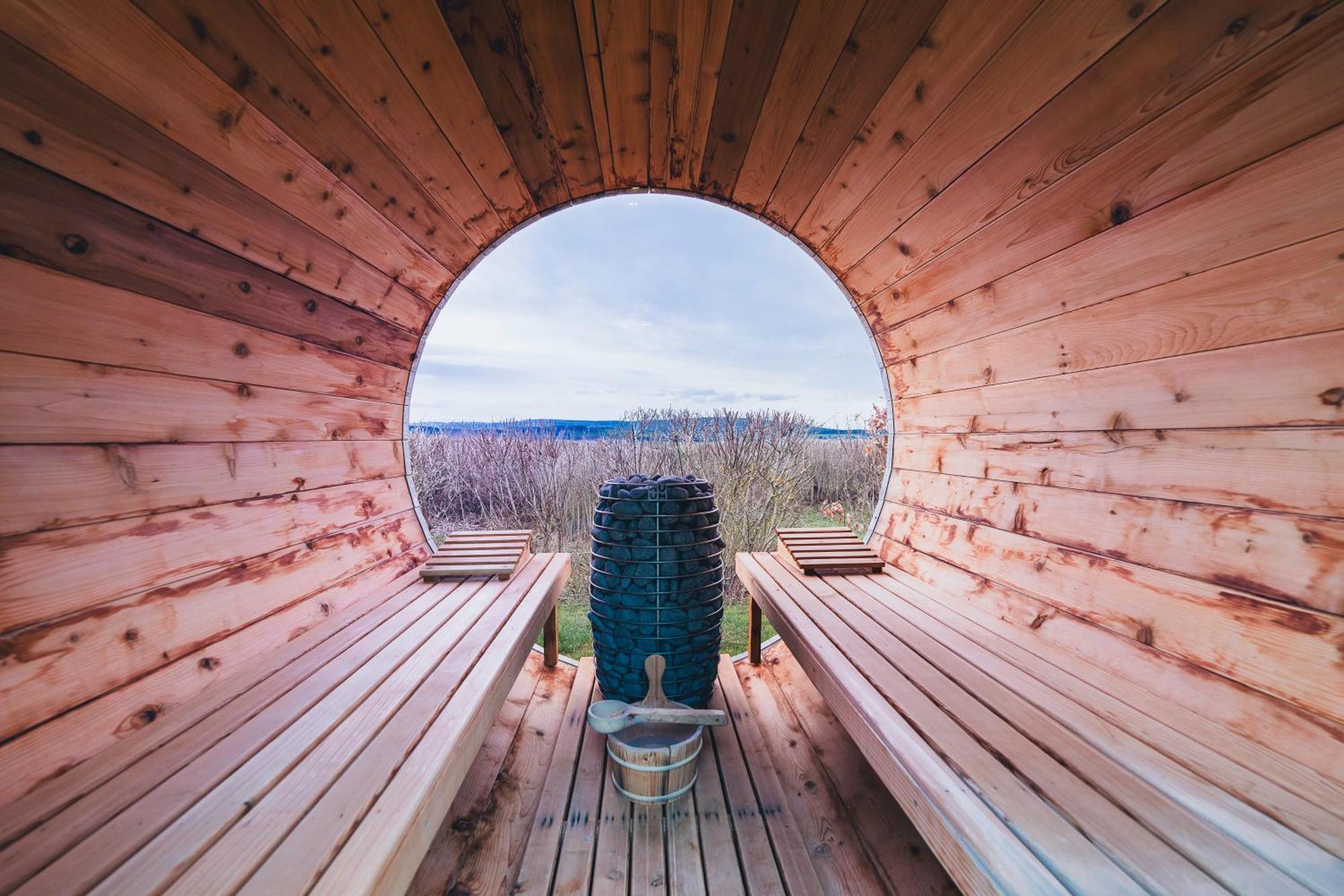 Hunsrueck Valley View Apartment With Cedar Sauna Bruschied 外观 照片